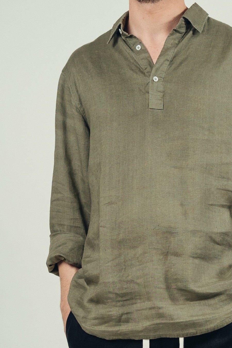 Menswear * | Kore Studios | Cannes Linen Polo Pine Green