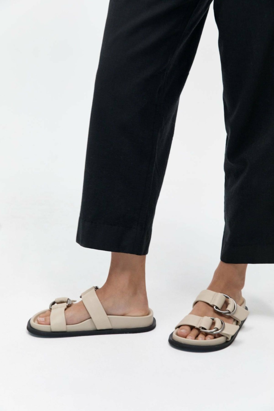 Sandals * | St Agni St. Agni | Ring Detail Slide Ecru Off-White