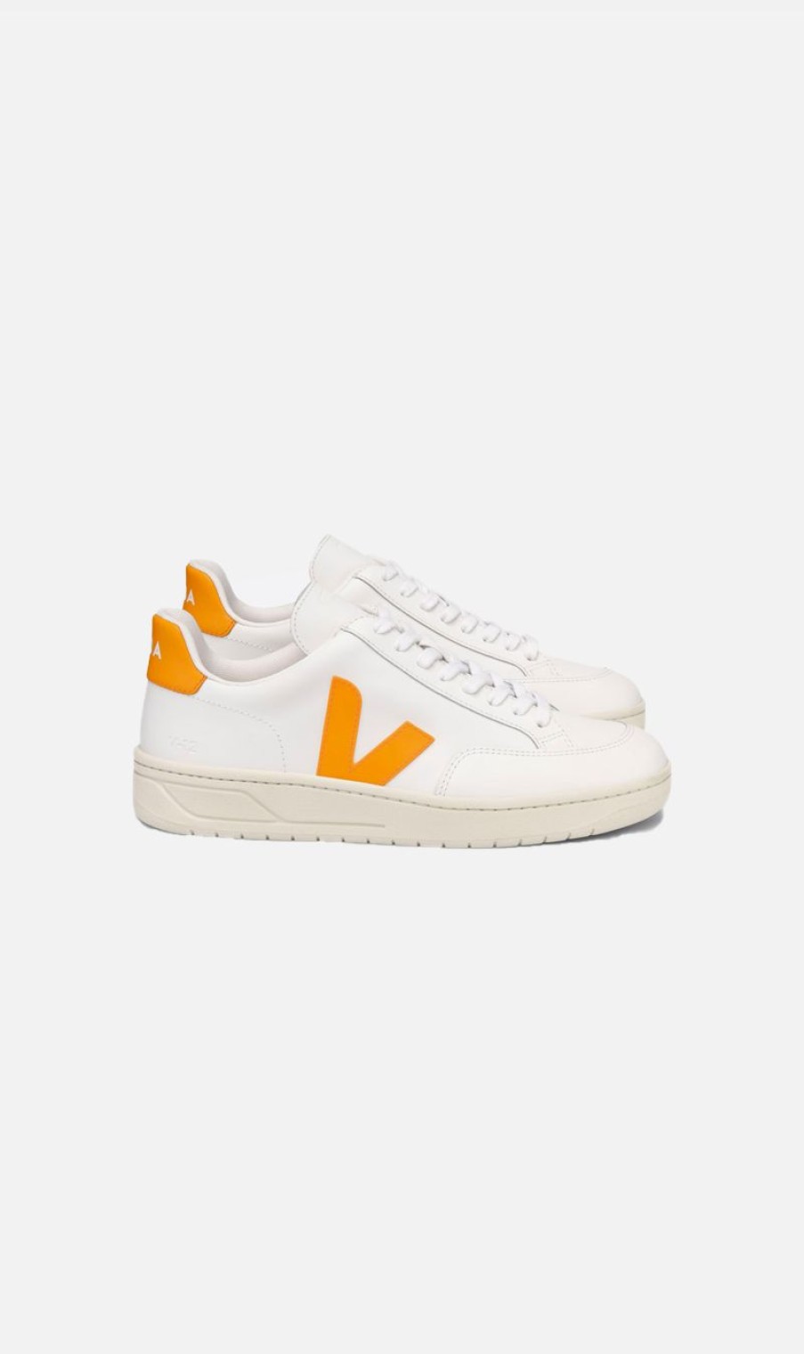 Sneakers * | Veja | V-12 Leather Extra White / Ouro Misc