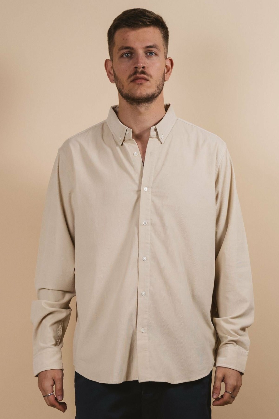 Menswear * | Kore Studios | Roy L/S Cord Shirt Sand Beige