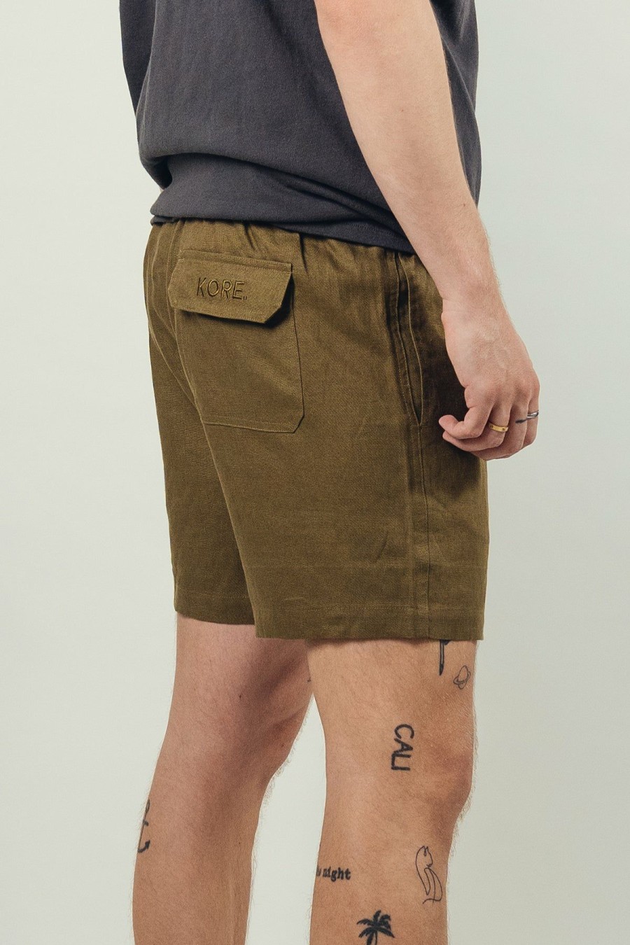 Menswear * | Kore Studios | Amalfi Linen Short Pine Green